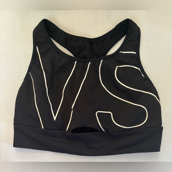 Victoria’s Secret sport sports bra women Sz Small - Picture 1 of 9